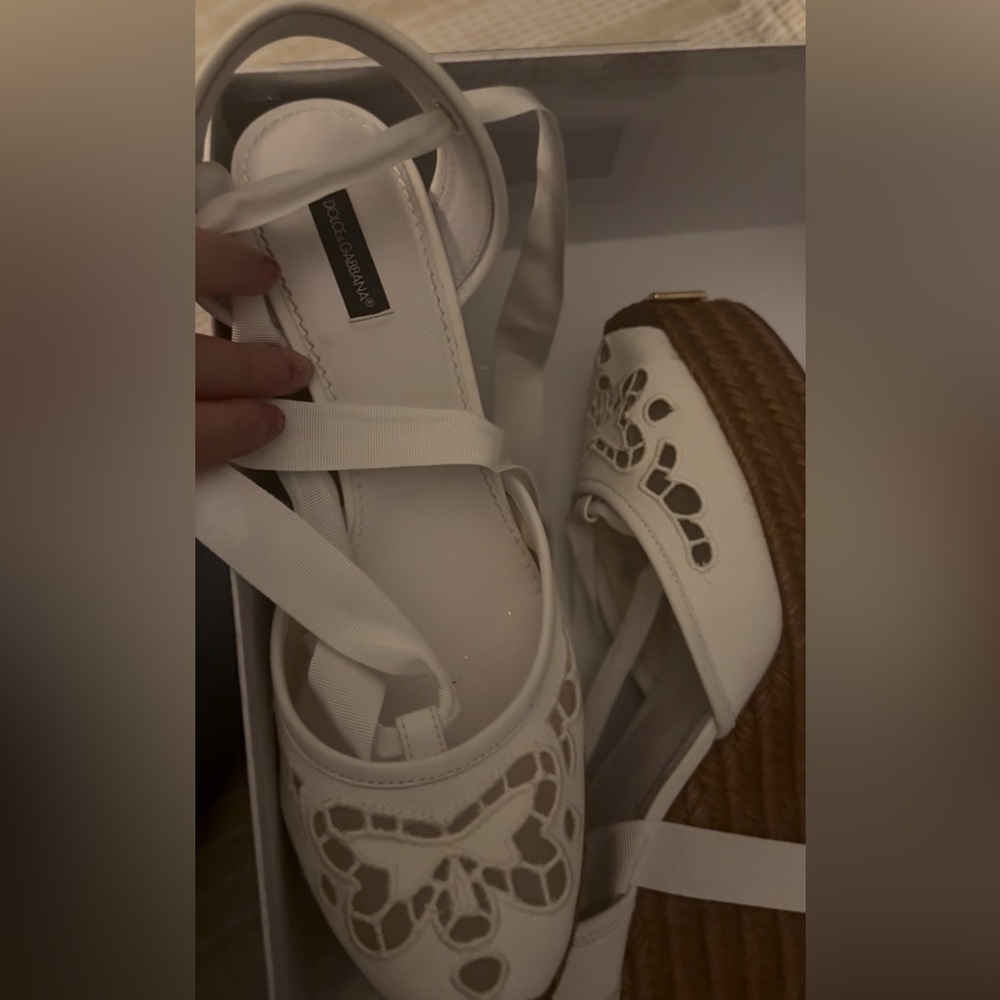 Dolce & Gabbana White Lace Wedge Sandals - Picture 3 of 5